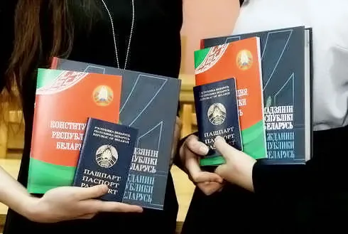 Мнимые герои. Или кто готов поменять подвиг дедов на брошенную кость