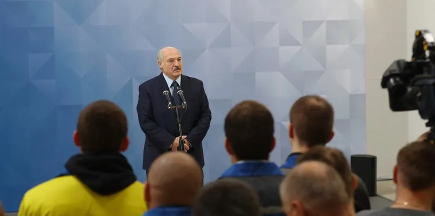 Лукашенко о борьбе с коронавирусом: занимаемся без шума и пыли