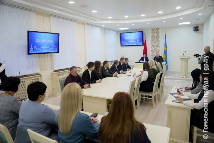 Укрепляют связь между регионами: Гомель посетили делегации депутатов и представителей молодежных Советов из Бреста, Гродно и Могилева