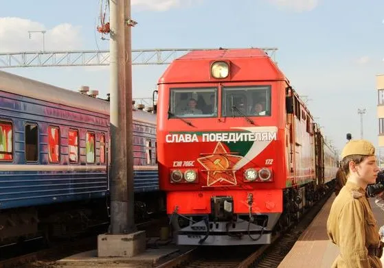 Агитпоезд «Цветы Великой Победы» прибыл в Гомель