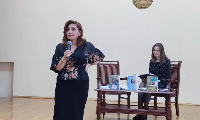 «Такой талант нельзя было не заметить». В библиотеке имени Герцена состоялась творческая встреча с азербайджанской писательницей Ляман Багировой