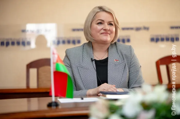 Председатель Октябрьского райисполкома Ирина Намоченко: «Сделали в парке Аллею героев»