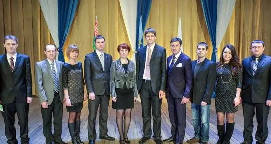 В торгово-экономическом университете потребительской кооперации молодым ученым и специалистам вручили премии облисполкома