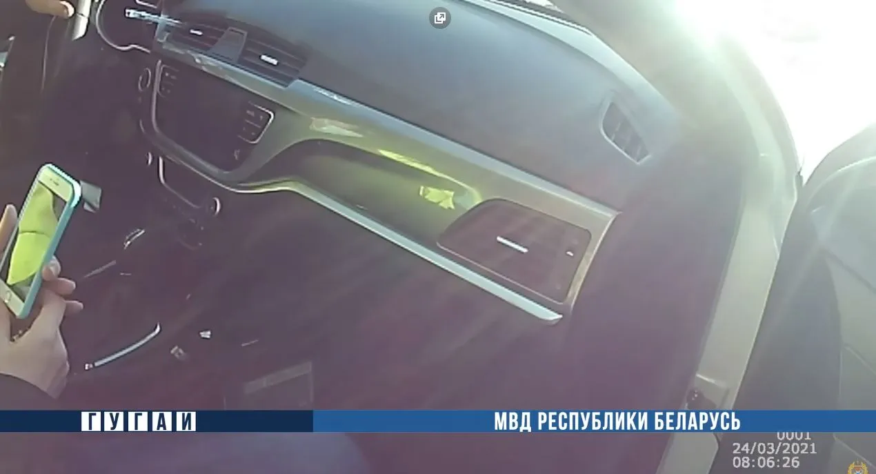 Нетрезвая гомельчанка везла ребенка в школу. Ее остановили сотрудники ГАИ