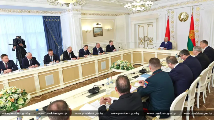Александр Лукашенко собрал совещание по развитию БНБК. Чего Президент ждет от промышленного гиганта Беларуси?