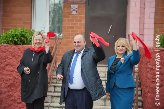 Подарок на здоровье. В преддверии Дня Победы в Гомельском районе открыли две аптеки