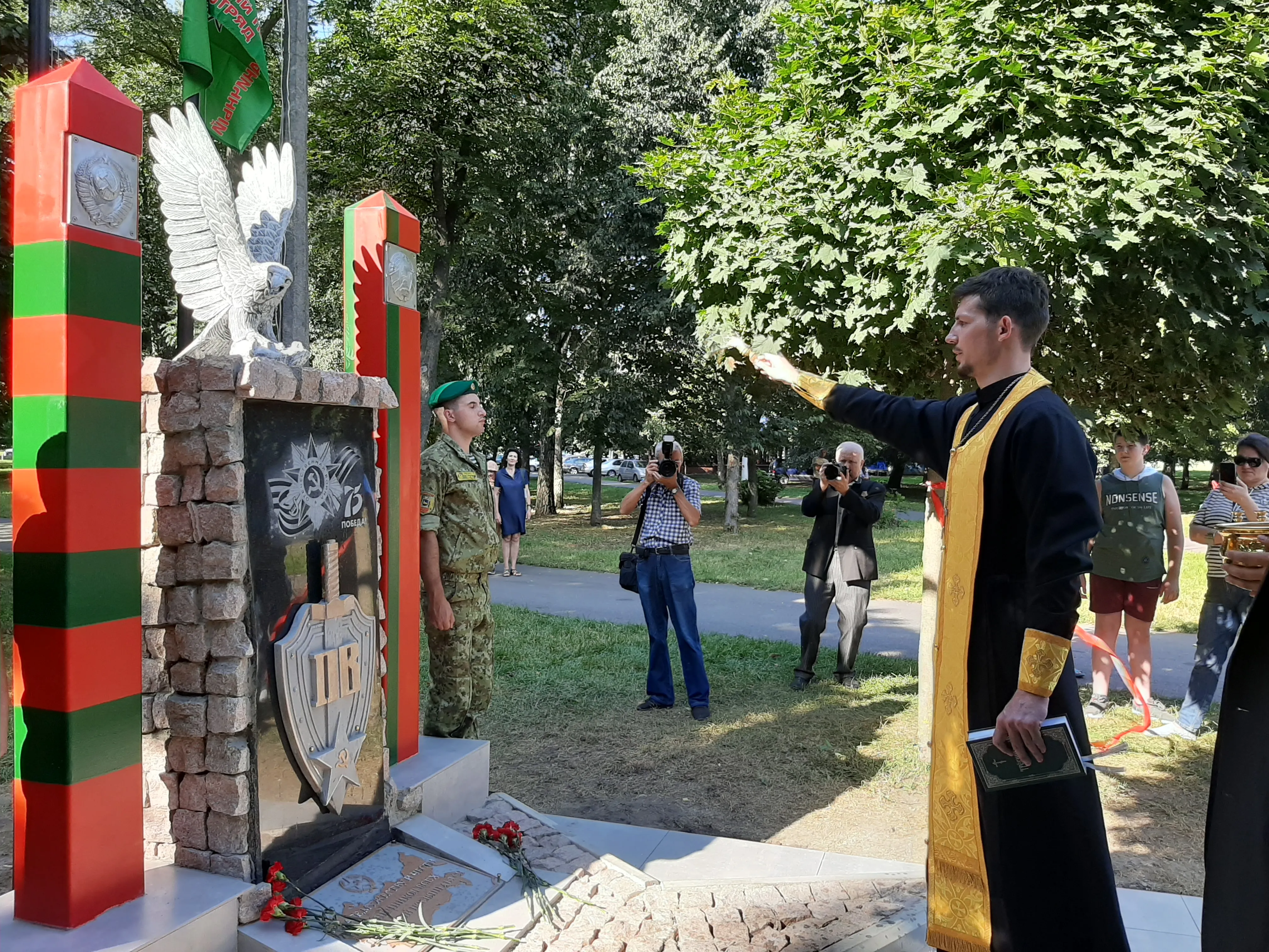 Памятный знак "Пограничникам всех поколений" открыли в Жлобине