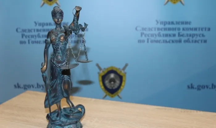 Незаконно "надоили" 91 тысячу рублей: отец с сыном присваивали надбавки молокосдатчиков