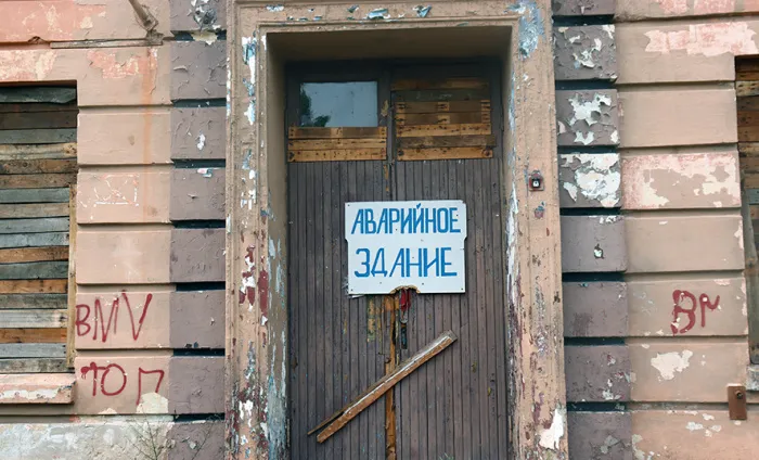 По требованию прокуратуры Светлогорского района ограничен доступ в заброшенные здания и помещения