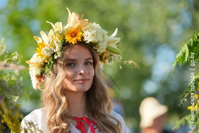 Фоторепортаж. На Любенском озере встретили Купалье