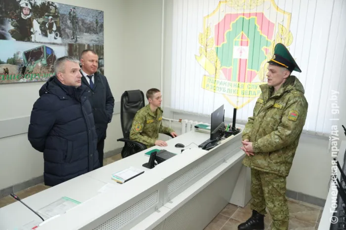 Служить с комфортом: новую погранзаставу в Наровле посетил Иван Крупко