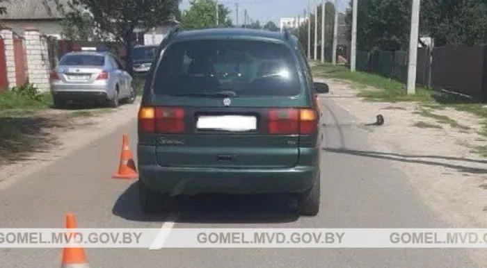 В Калинковичах 11-летний мальчик на электросамокате столкнулся с автомобилем