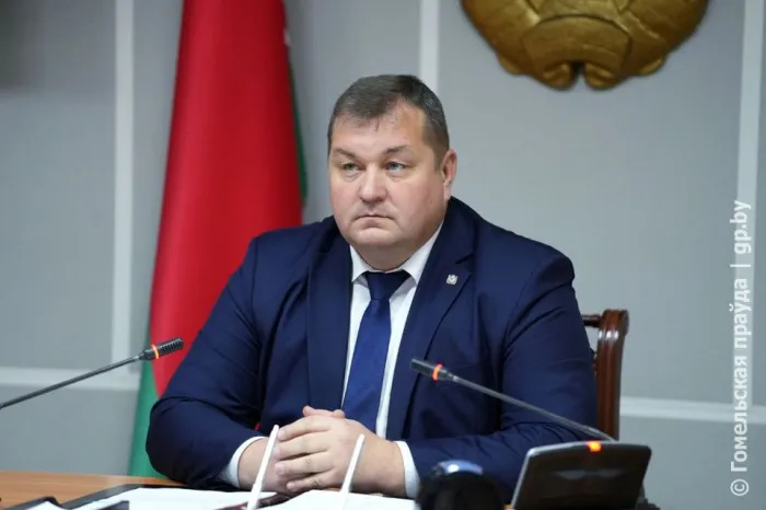Кадровый день в облисполкоме: продлены контракты в сфере культуры и здравоохранения 