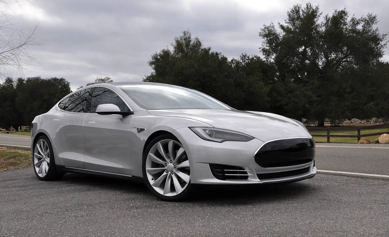 Tesla Motors открыла первый завод в Европе