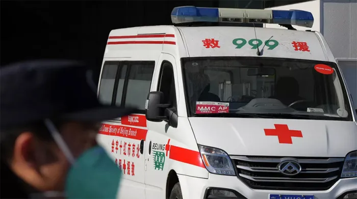 Два человека погибли и десять ранены при нападении в школе в Китае