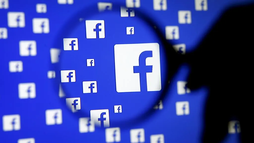 СМИ: Facebook будет платить пользователям за просмотр рекламы