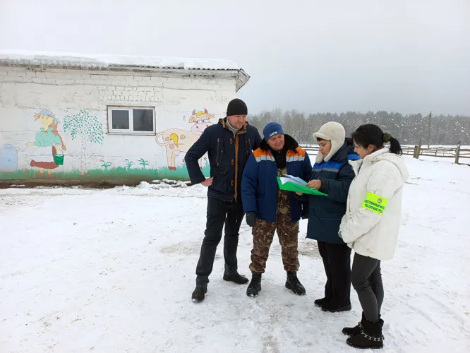 Пришла зима – утепляй ворота: В «Дудичи-Агро» позаботились о комфортных условиях