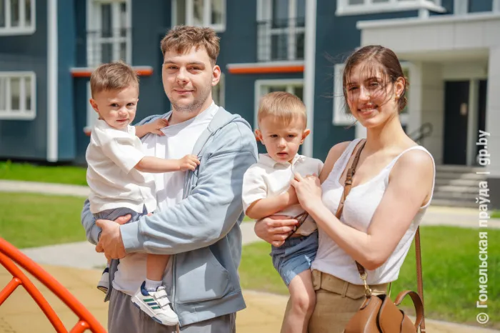 Председатель Совета Республики Национального собрания Наталья Кочанова поздравила белорусов с Днем семьи