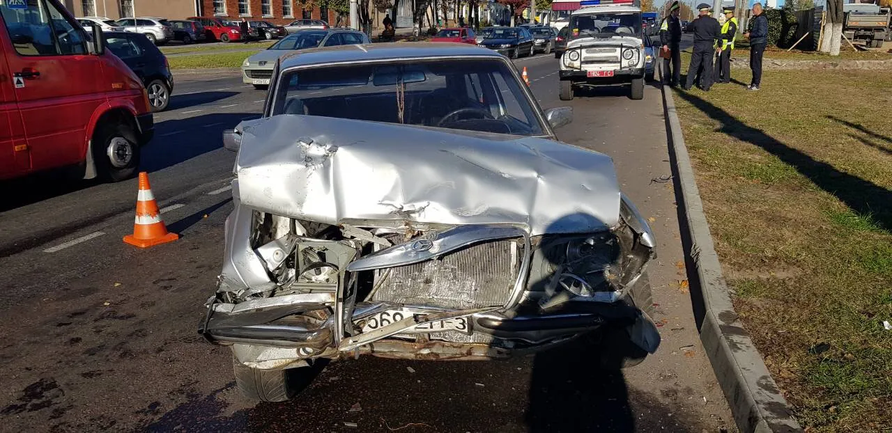 Подробности аварии возле ТЦ «Мандарин Плаза» в Гомеле