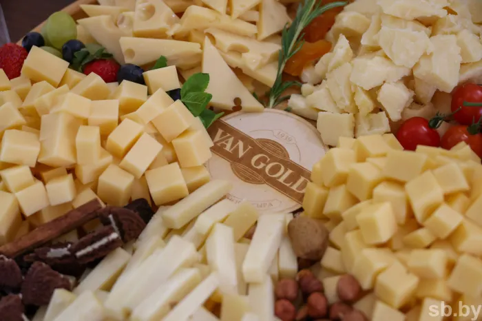 Доля белорусских молочных продуктов в общем объеме экспорта продовольствия и сельхозсырья составила 42,5%