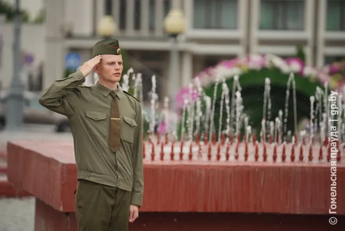 В Гомеле чествовали выпускников военно-транспортного факультета БелГУТа 