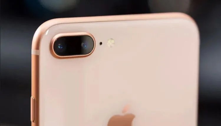 Apple выпустит дешевый iPhone