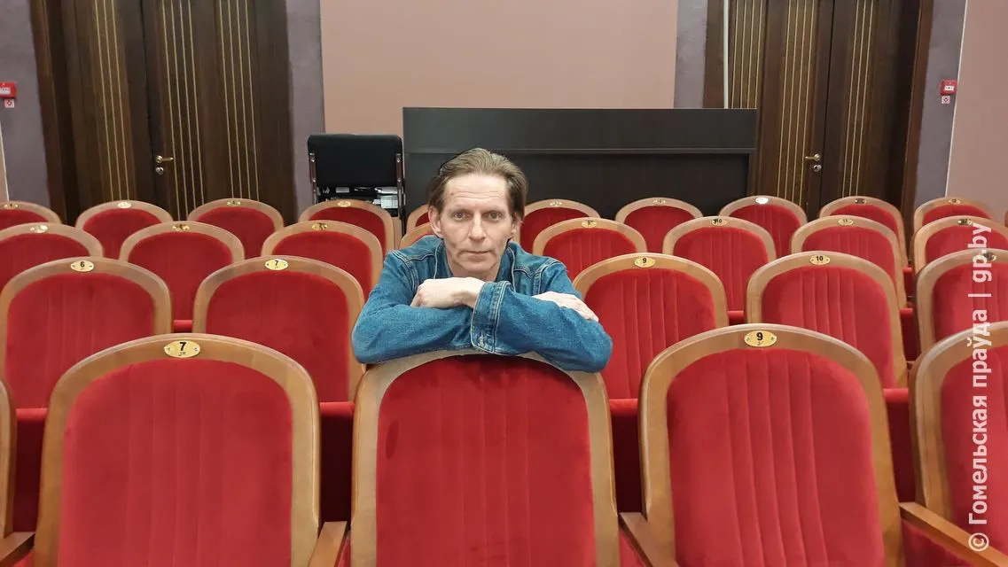 Главный режиссер Мозырского драмтеатра имени Ивана Мележа о том, на что делают ставку артисты, нужен ли скандал на сцене и кого можно назвать провинциалом