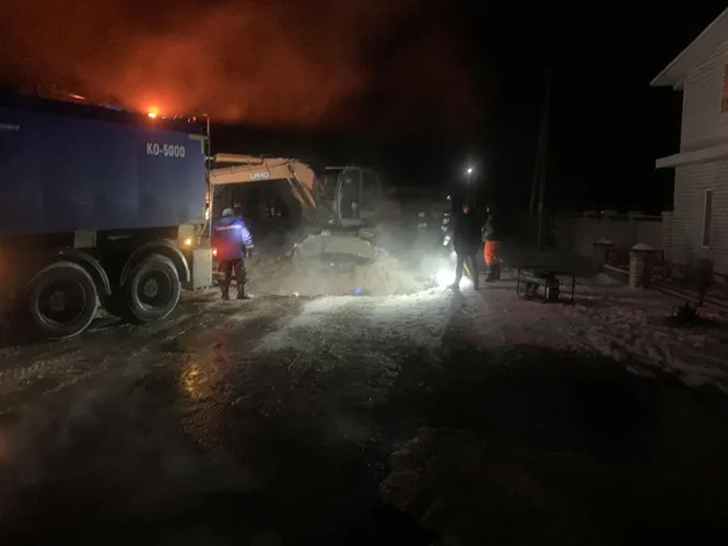 В Рогачеве коммунальщики устранили порыв трубопровода теплоснабжения