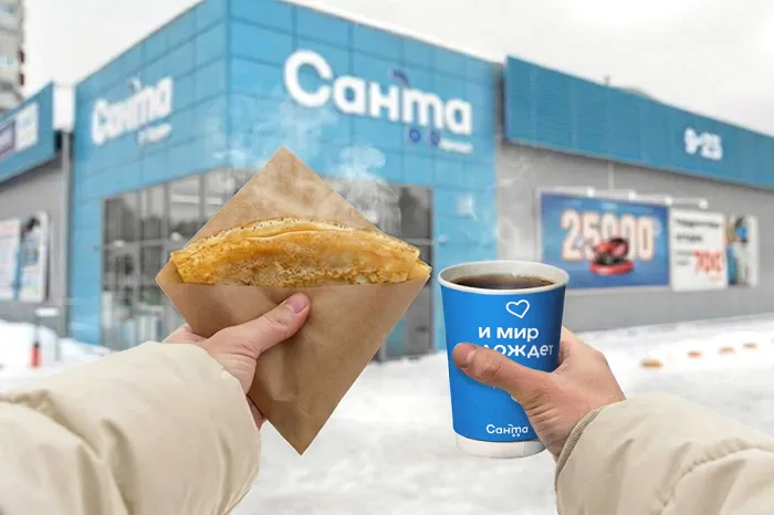 В Гомеле у магазина «Санта» будут бесплатно угощать блинами и ягодным морсом