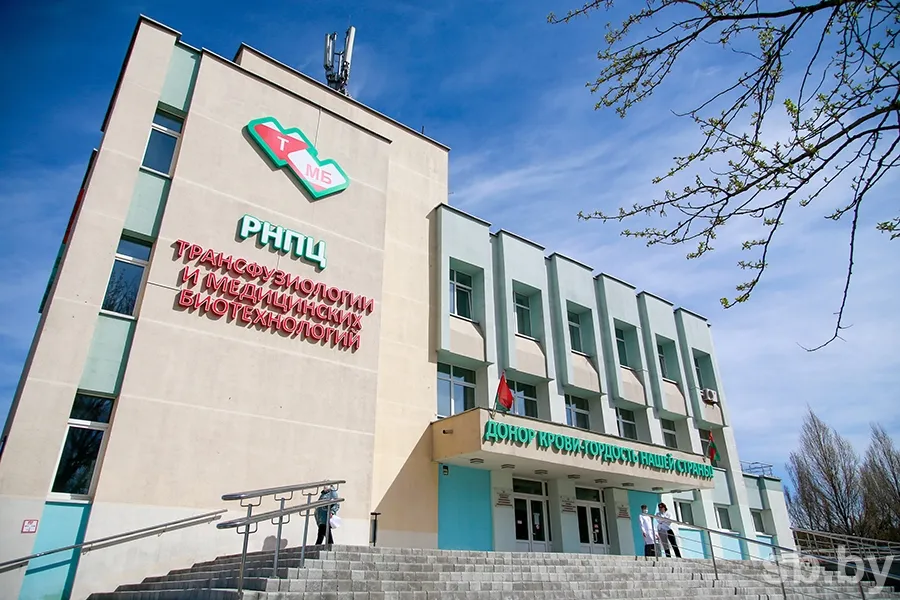 Шесть из девяти пациентов с COVID-19 после переливания донорской плазмы пошли на поправку