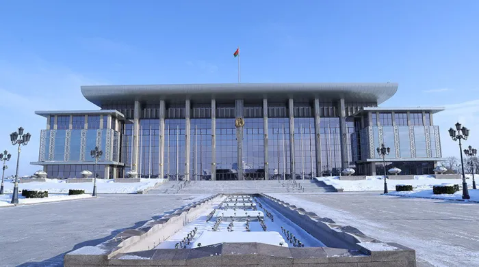 Лукашенко подписал указ о криптобанках и токенах