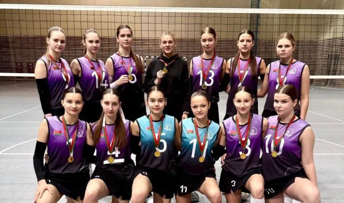«Золото» у профсоюзной СДЮШОР. Мозырская «Жемчужина Полесья» стала сильнейшей на первенстве области по волейболу