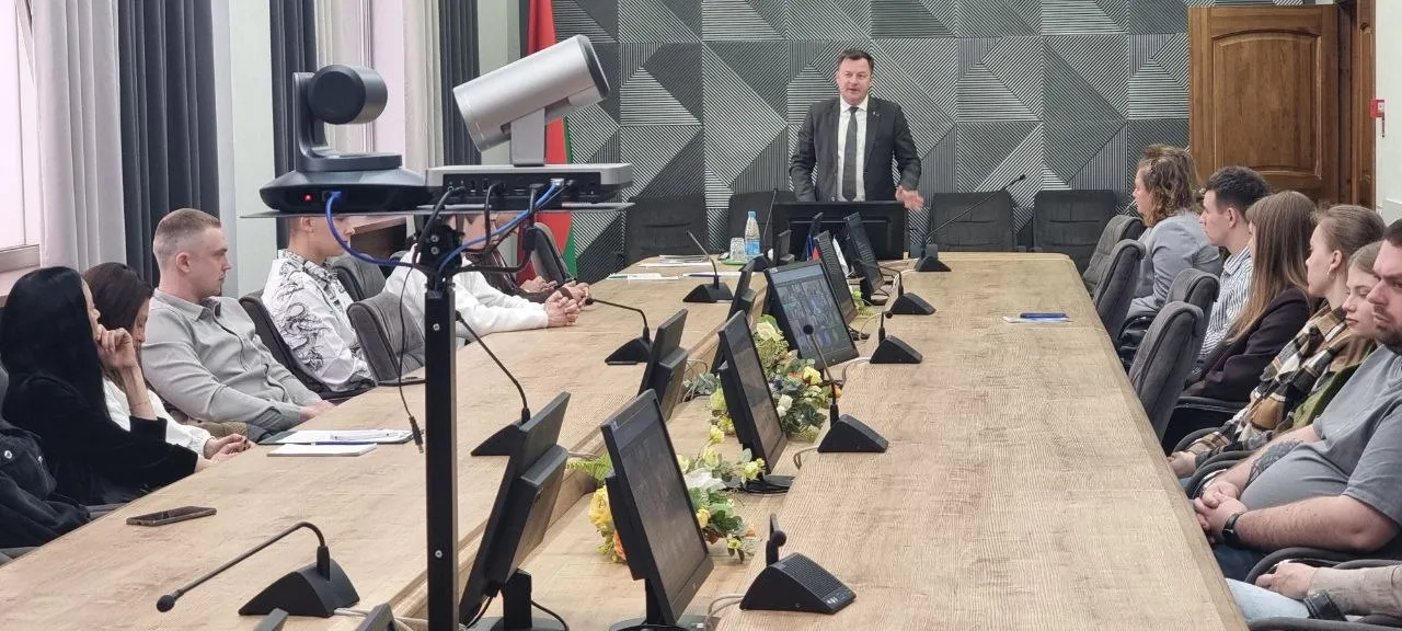 В Гомеле прошел областной патриотический форум Белхимпрофсоюза «Молодежь – вектор на будущее»