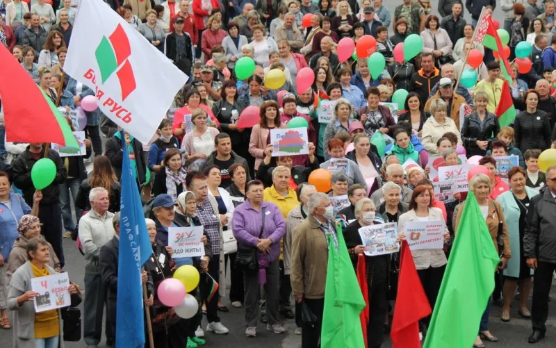 Жители Кормы вышли на митинг