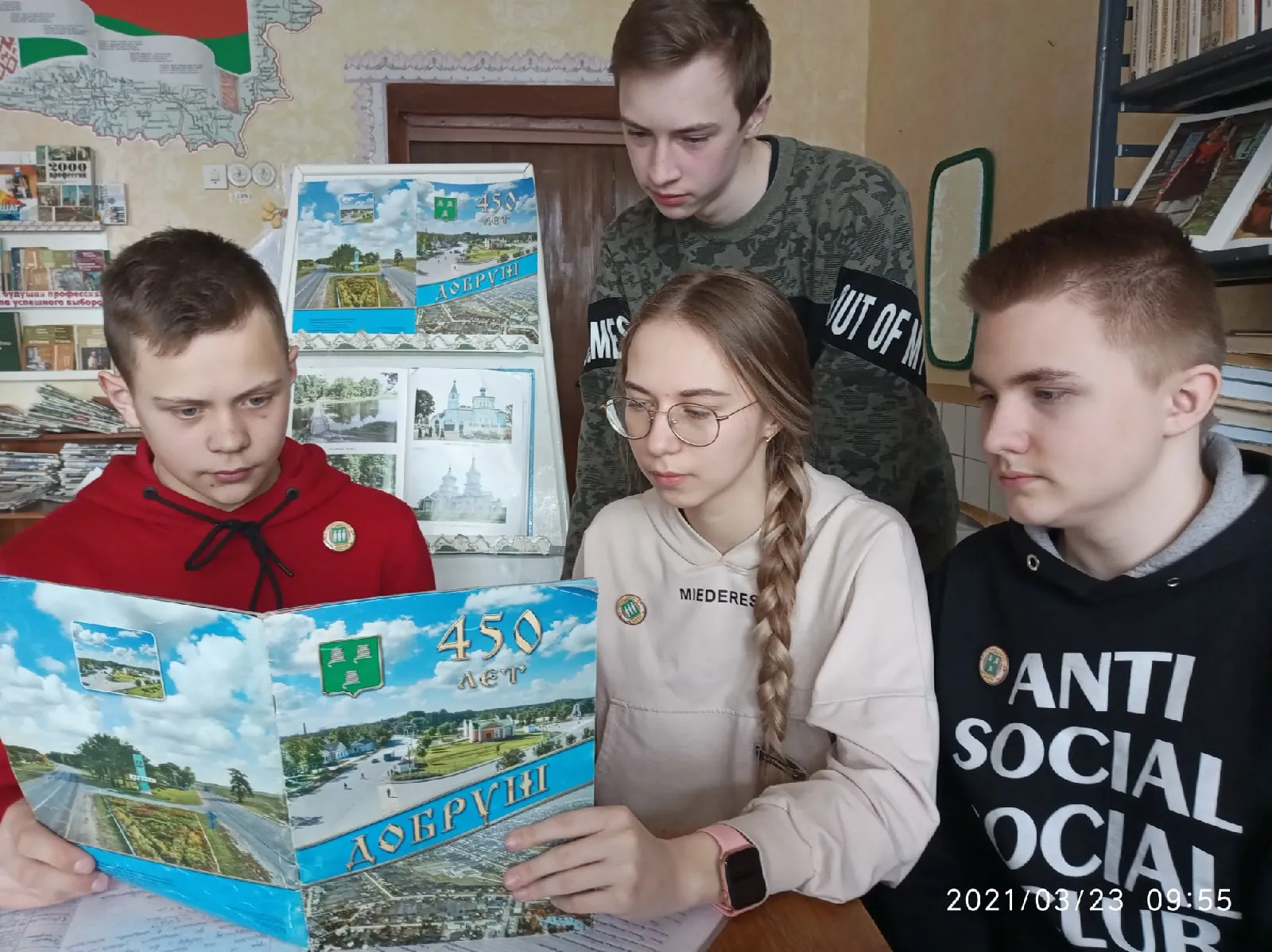 10 лет в Жгунской средней школе Добрушского района работает исследовательское общество учащихся