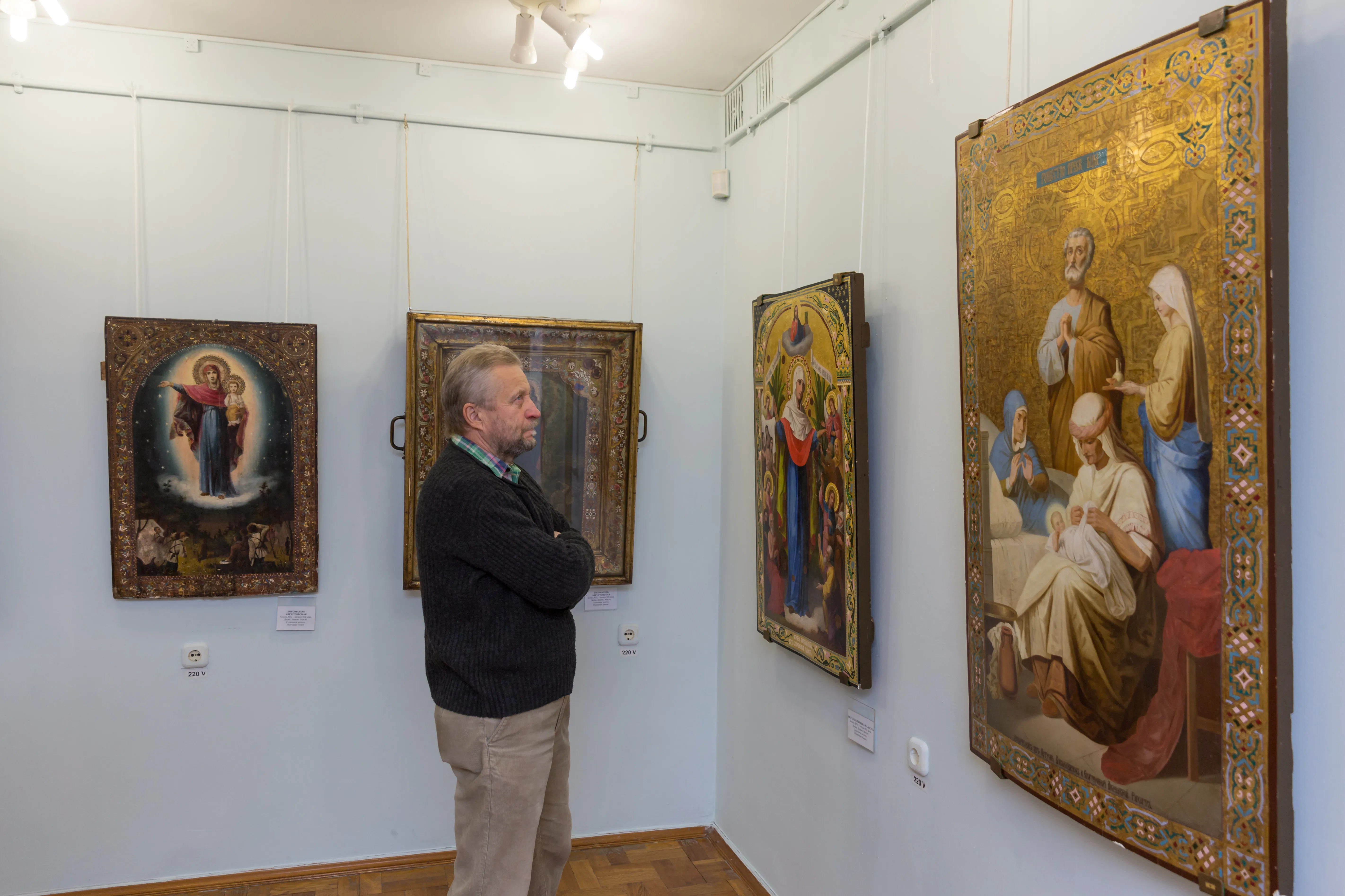 В галерее Ващенко открылась выставка «Заступница Усердная»
