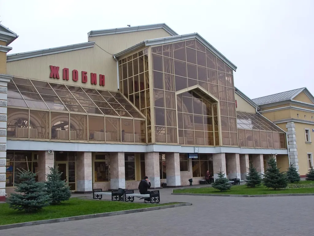В Жлобине на железно­дорожном вокзале введено в эксплуатацию еще два «электронных кассира»