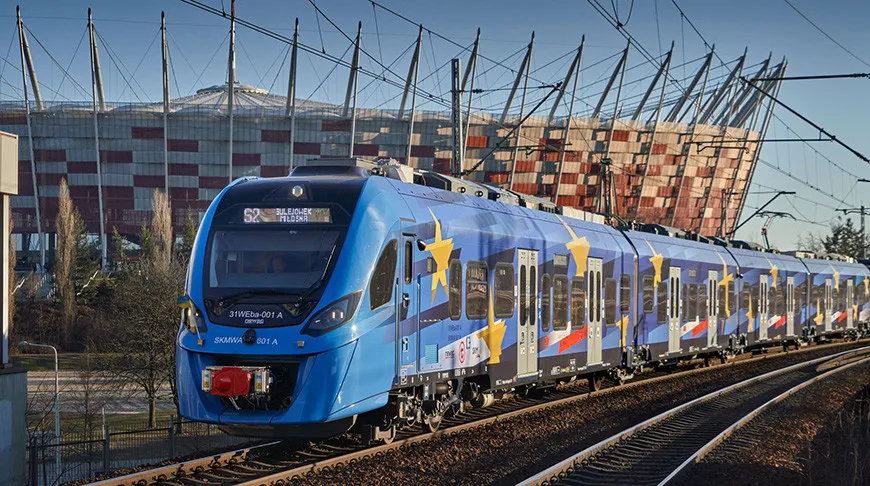 В Польше исчезли украинские флаги с общественного транспорта