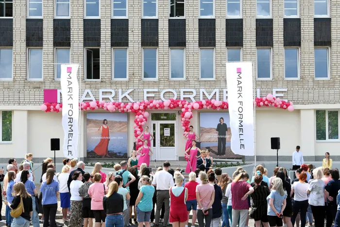 Mark Formelle открыл швейную фабрику в Новополоцке