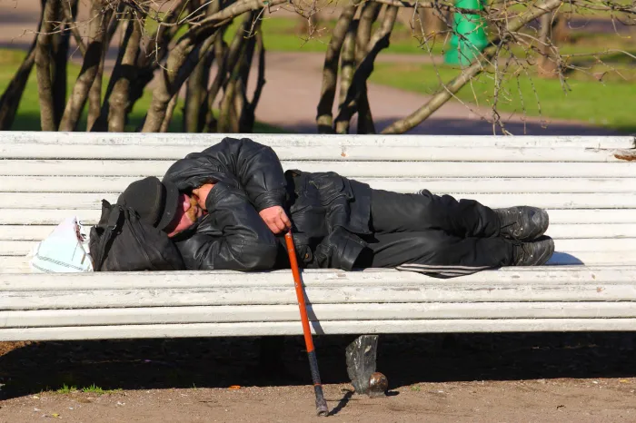 «Подайте пятачок мне на ночлежку». В Петербурге открыли музей бомжей