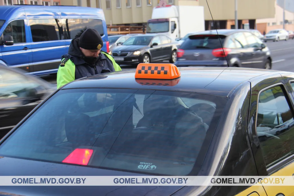 С начала года на Гомельщине 20 таксистов пойманы за рулем в нетрезвом виде, еще 47 не имели права управления транспортным средством