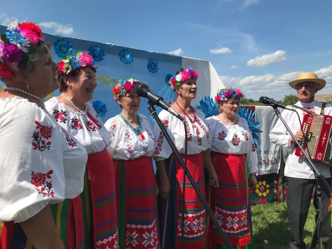 Творческий коллектив Гомельского городского центра инклюзивной культуры принял участие в празднике «День Деревни»
