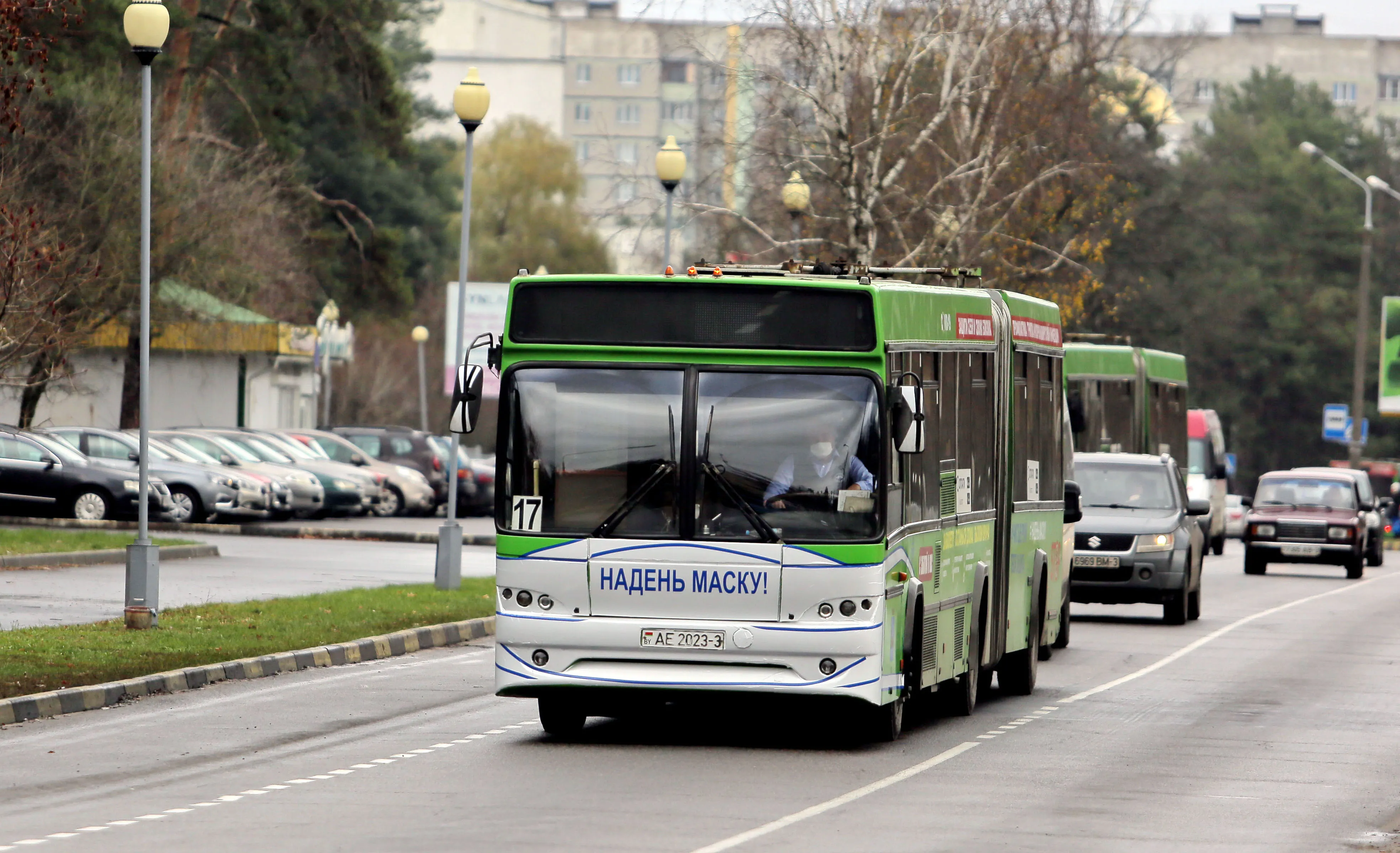 В Гомеле курсируют автобусы “в масках”