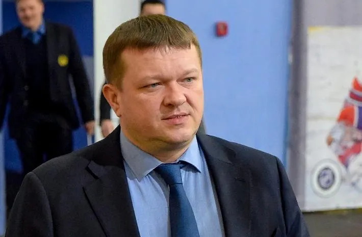 Главный тренер "Металлурга" Дмитрий Кравченко вспомнил, как 29 лет назад переехал в Беларусь