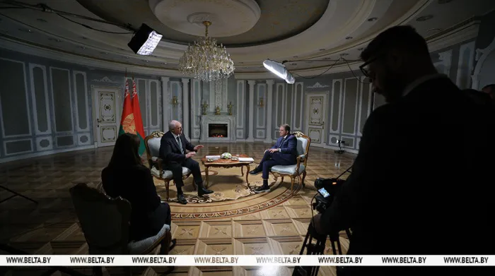 Пришли, схватили и ушли. Лукашенко высказался о временщиках у власти и зависти в политике