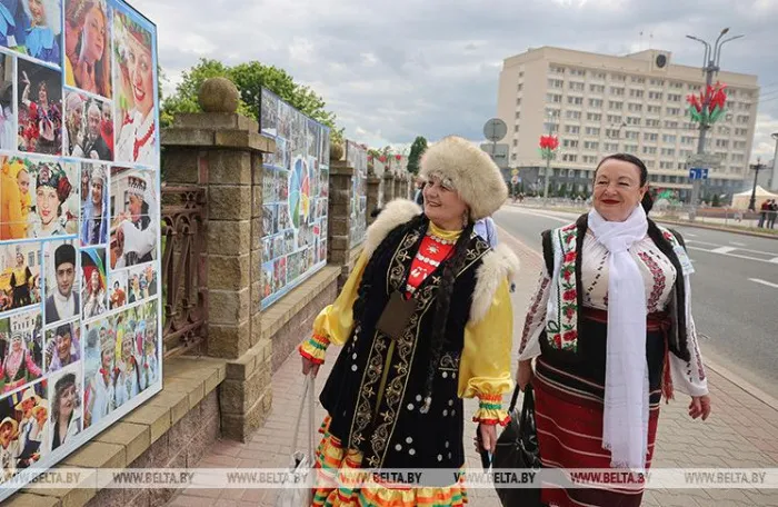 ФОТОФАКТ: ХIII Республиканский фестиваль национальных культур проходит в Гродно