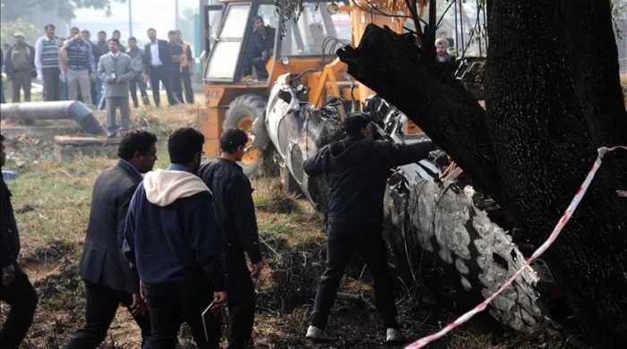 В результате авиакатастрофы на западе Индии погибли более 290 человек 