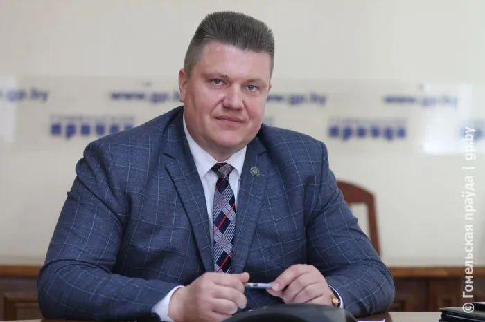 Нужно ли декларировать доходы от криптовалюты и можно ли не пользоваться кассовым оборудованием? На вопросы читателей ответил начальник ИМНС по Гомельской области Дмитрий Калеев