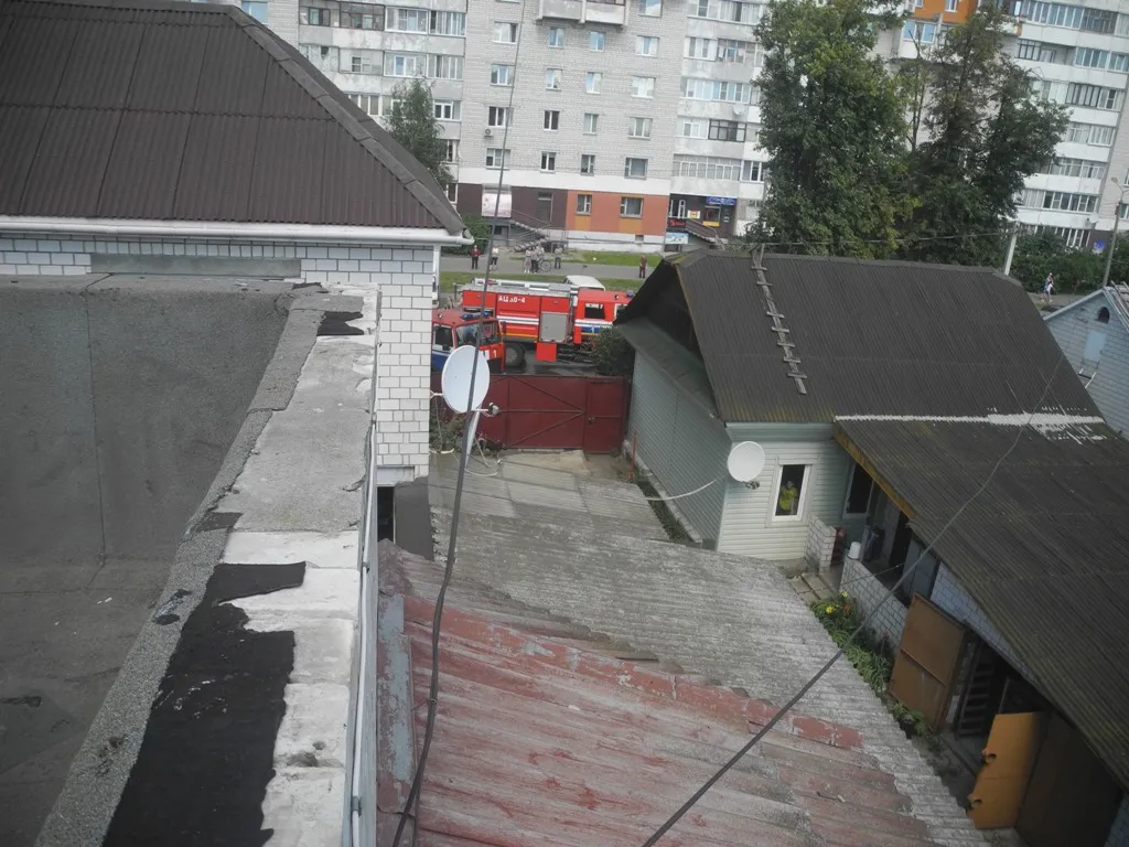 В Гомеле по улице Катунина горело офисное помещение 