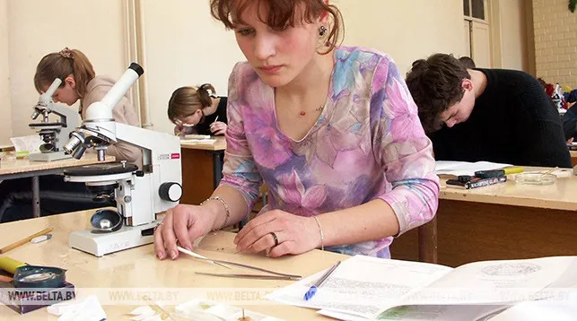 Республиканскую олимпиаду по трем учебным предметам примут Гомель и Жлобин